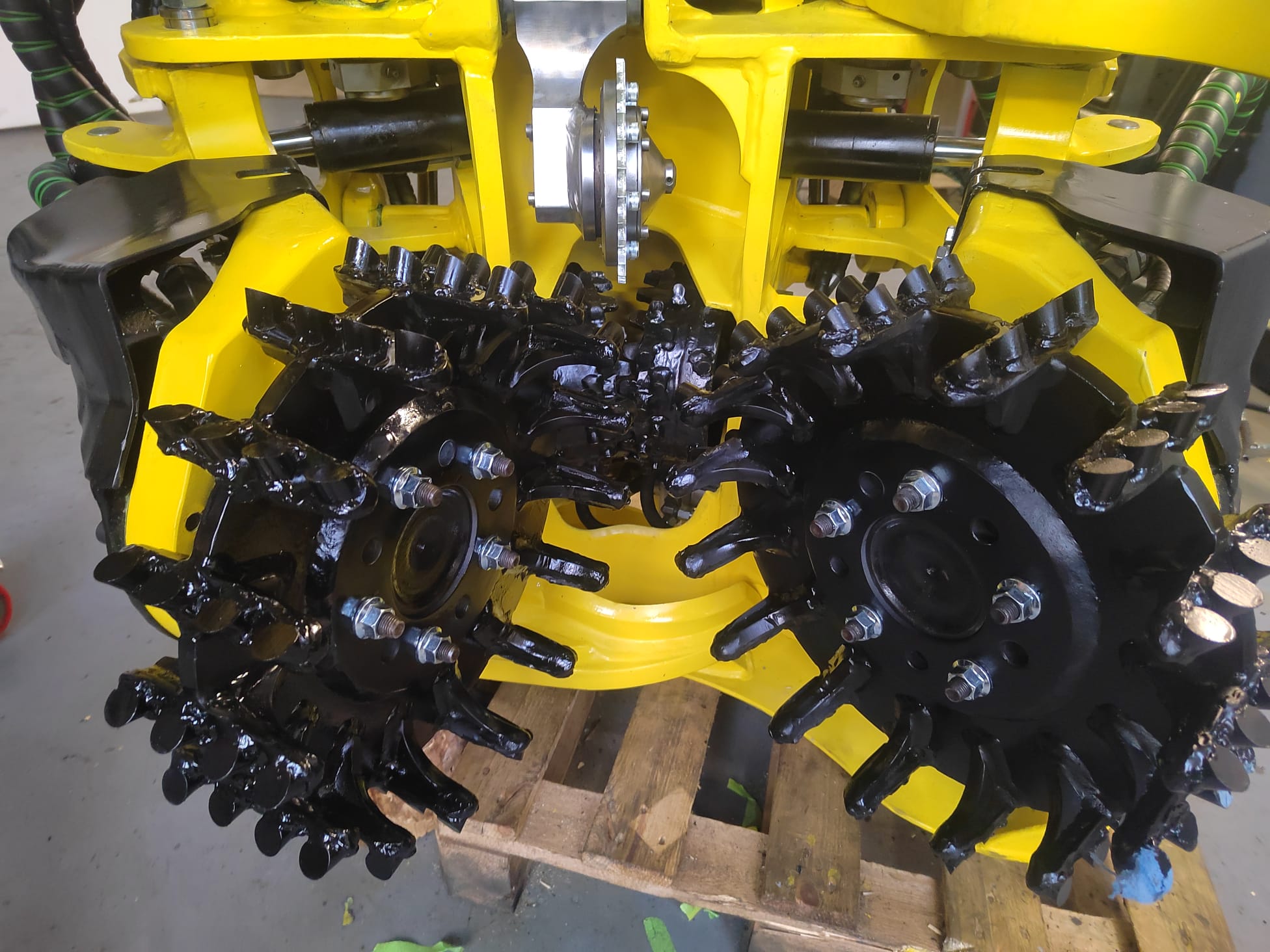 John Deere H412 - Image 4